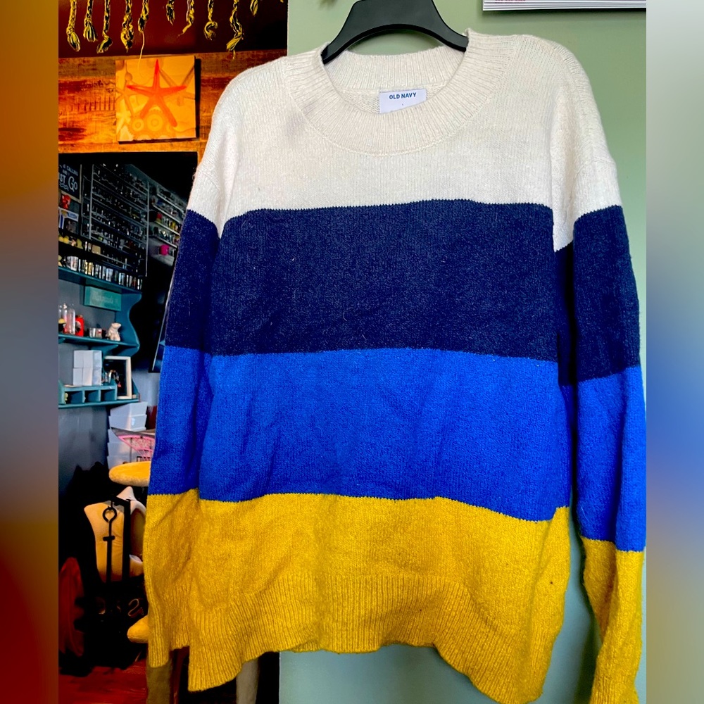 Old Navy Sweater
